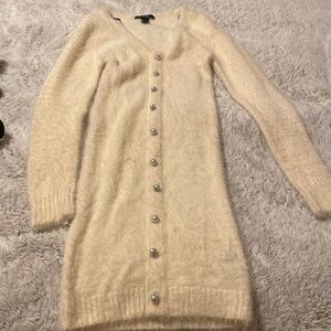 Soft off white/cream dress